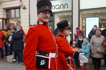 Nussknacker Walking Act für die Weihnachtsparade